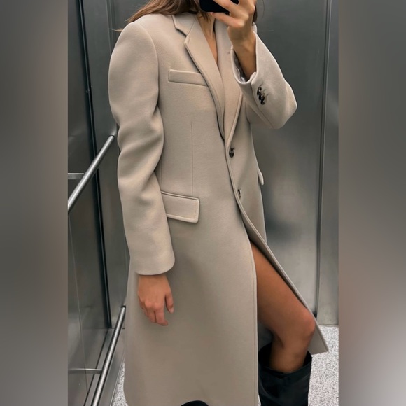 ZARA NEW WITH TAGS COAT WITH MANTECO WOOL ZW COLLECTION BLOGGER’S FAVORITE 😍 - Picture 2 of 15